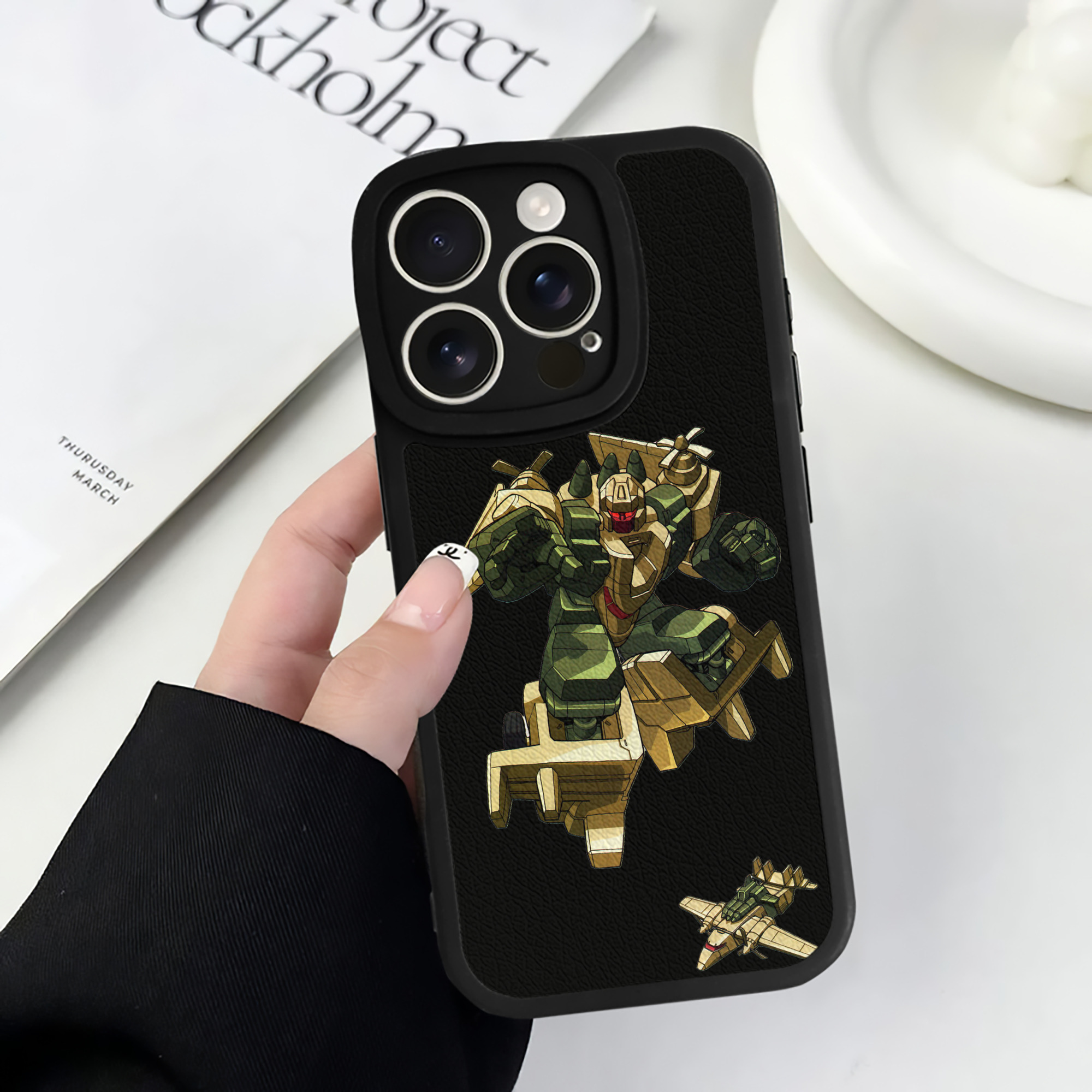 （画像用）  【iPhone 16シリーズ対応】シリコンスマホケース（レザー調） 材質：シリコン